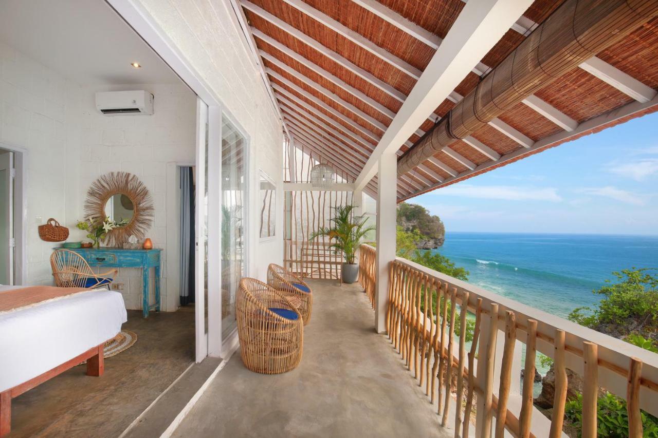 Impossible Cliff House Hotel อูลูวาตู ภายนอก รูปภาพ
